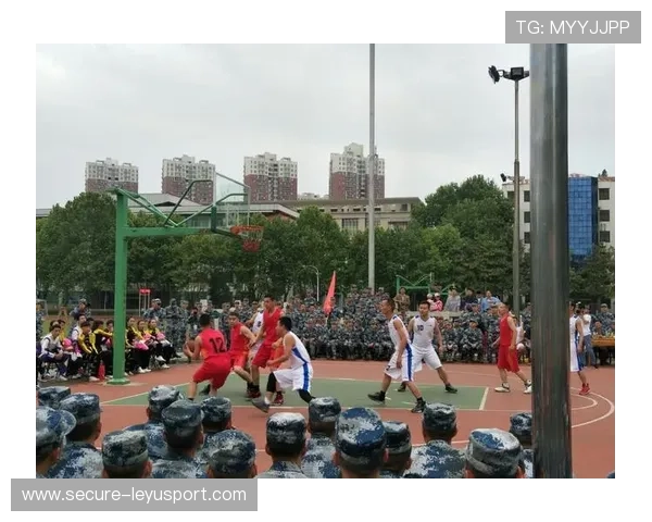 临场应变：天气突变带来的战术博弈，临场变化